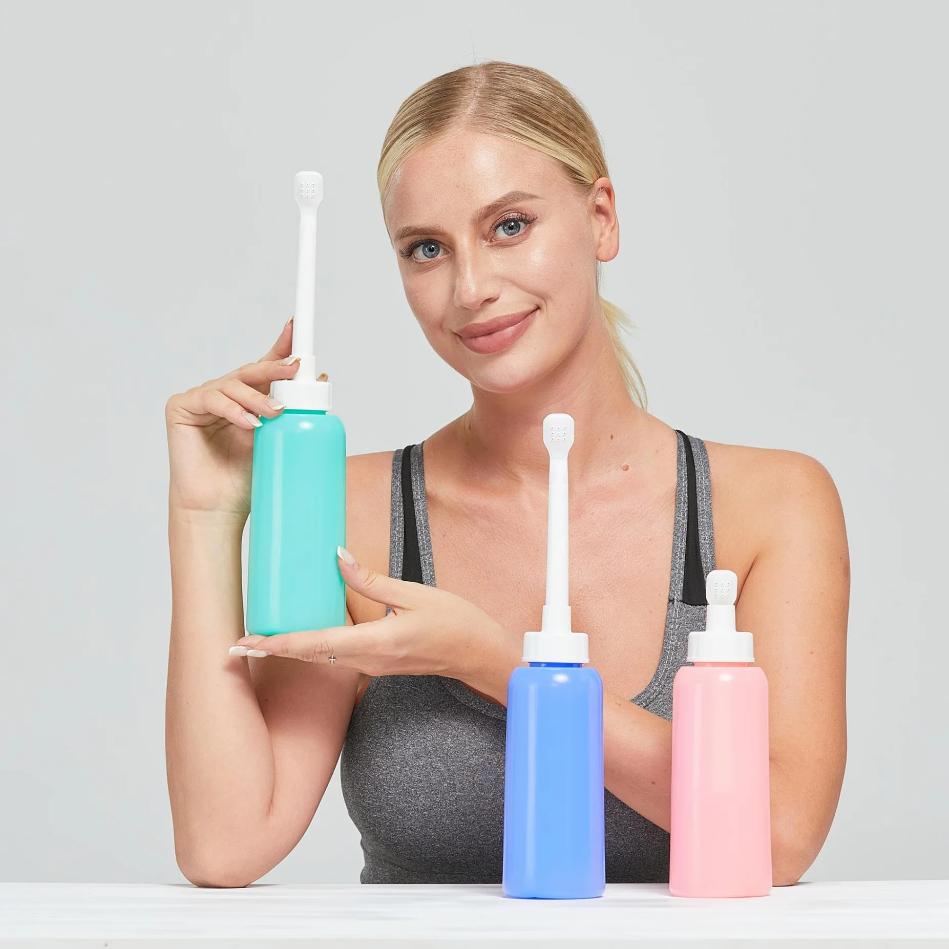 Przenośny bidet z 2 dyszami 500 ml skalowalna rurka bidet podróżny dla kobiet zielony