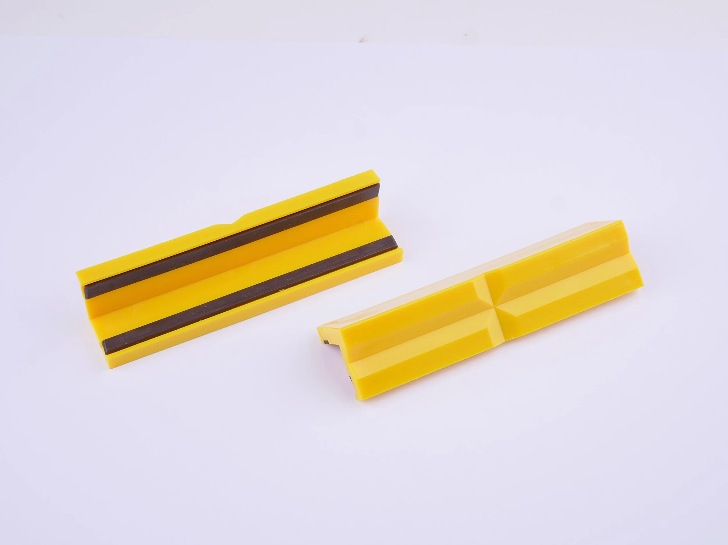 Szczęki ochronne do imadła 150 mm tworzywo sztuczne z magnesami