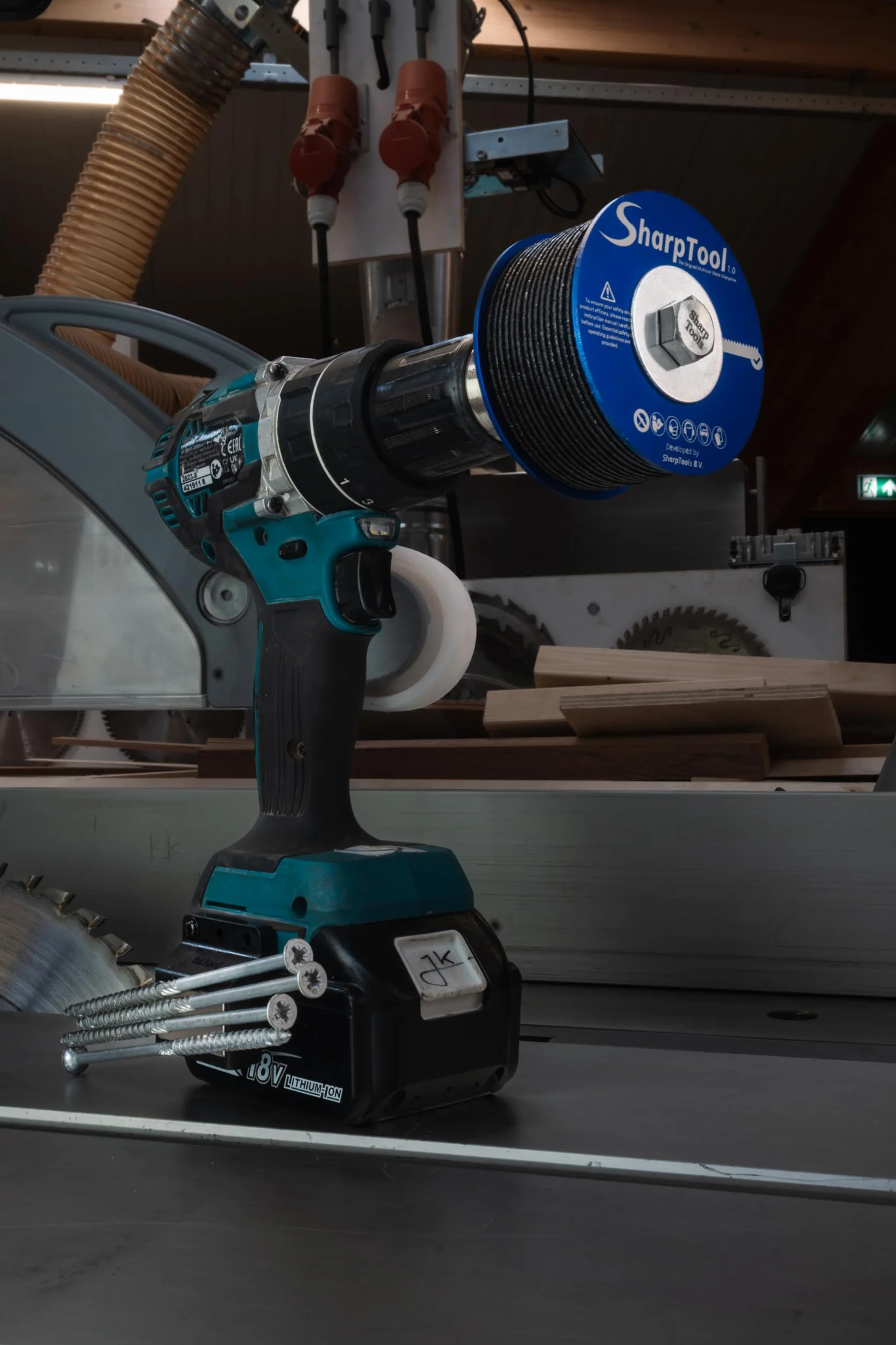 SharpTools 1.0 Multitool Brzeszczoty Ostrzałka - Akcesoria do narzędzi wielofunkcyjnych