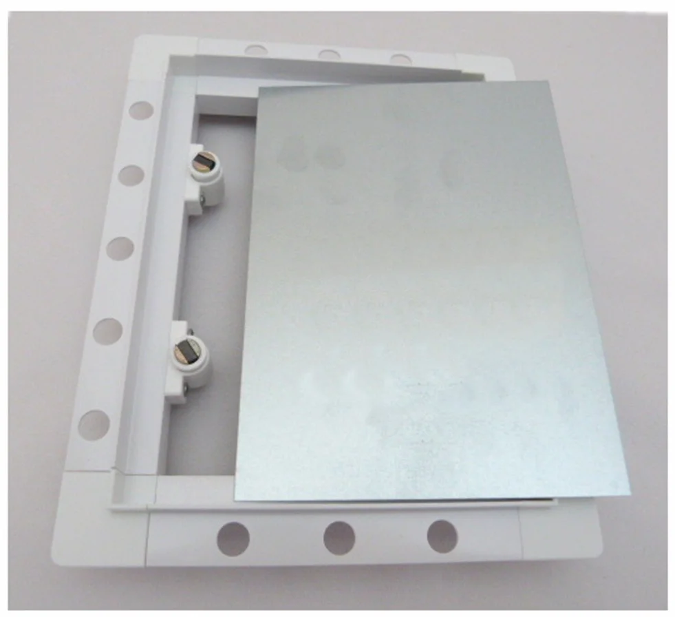Drzwiczki rewizyjne magnetyczne 300 x 200 mm