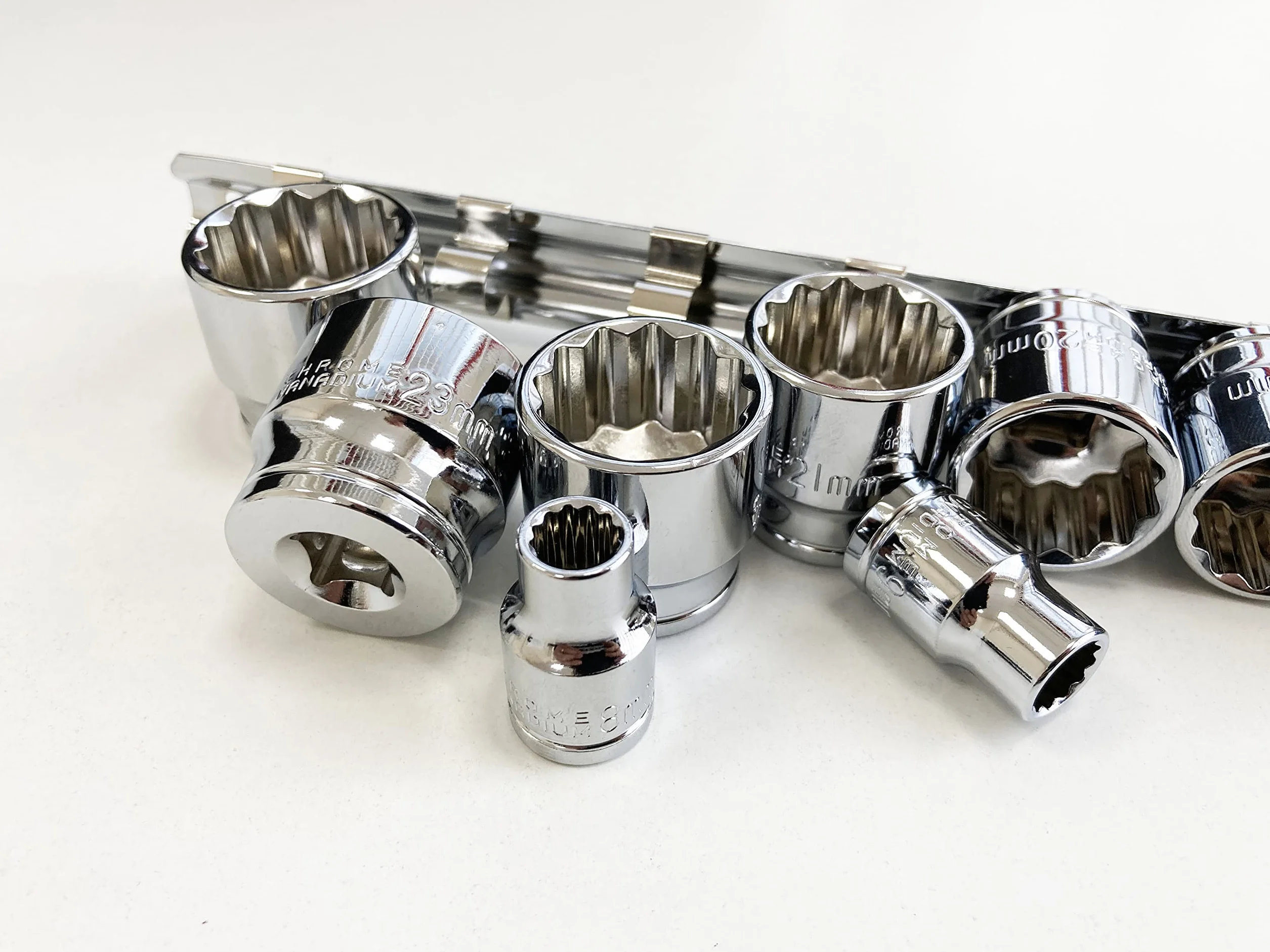 3/8" 12-stronne płytki gniazda CRV 17 szt. na szynie