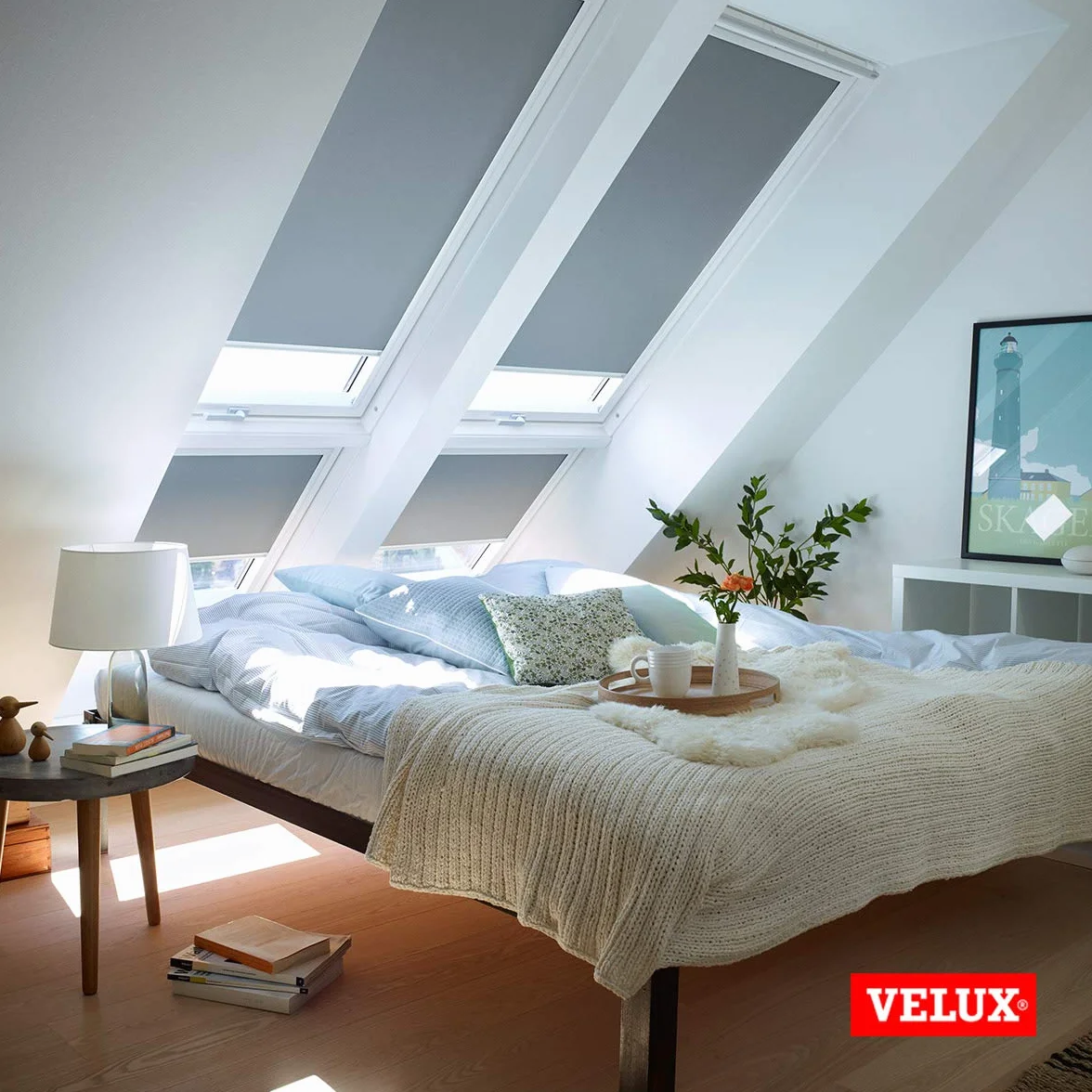 VELUX Oryginalna roleta zaciemniająca MK06 szara z białą szyną prowadzącą