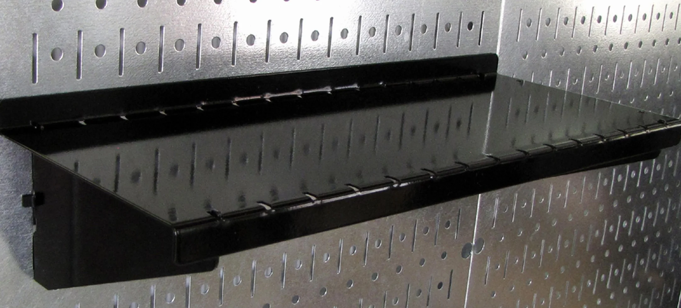 Wall Control ASM-SH-1606 B głęboka półka na deskę rozdzielczą 15 cm czarna