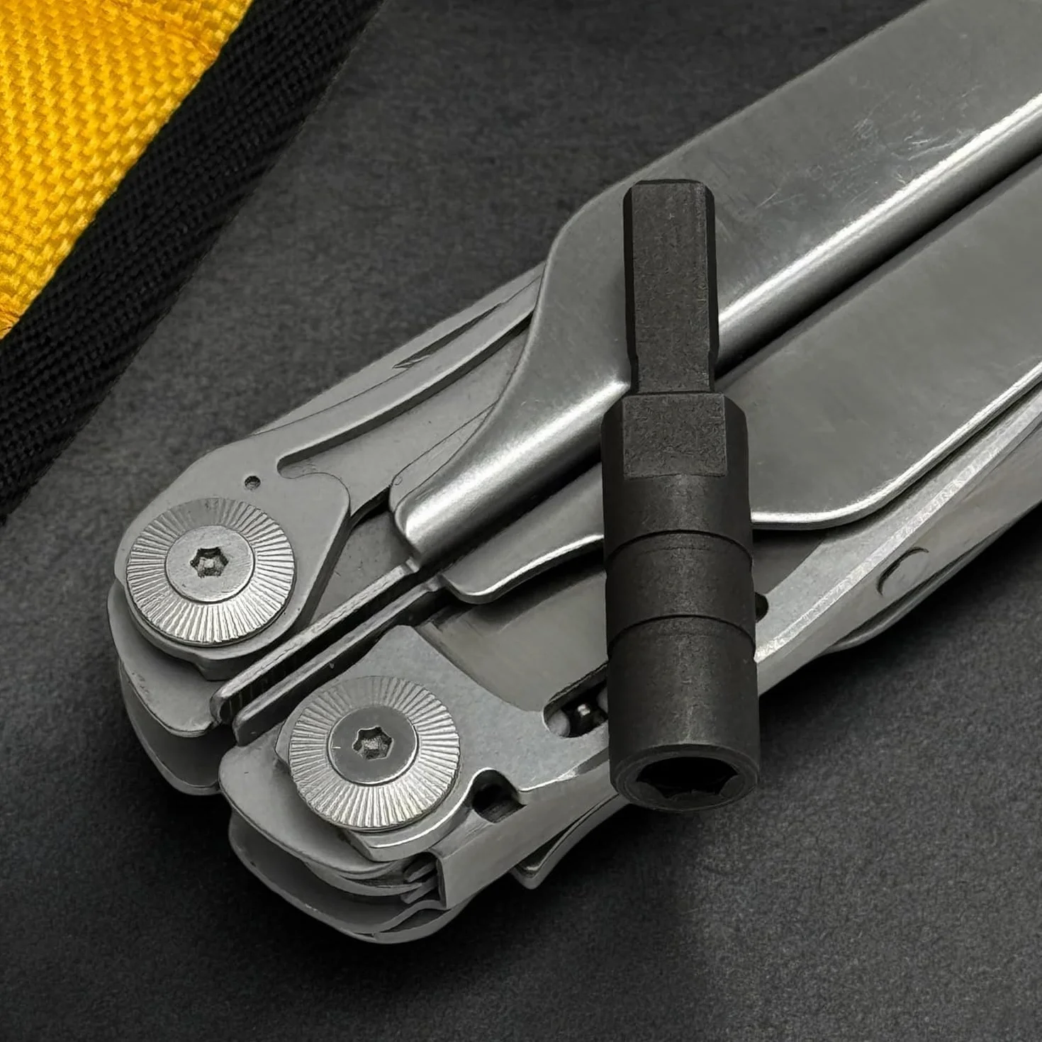 Galvanox Wielofunkcyjny śrubokręt grzechotkowy kompatybilny z Leatherman EDC, płaski bit do adaptera sześciokątnego 1/10.2 cm, ultra trwała stal nierdzewna