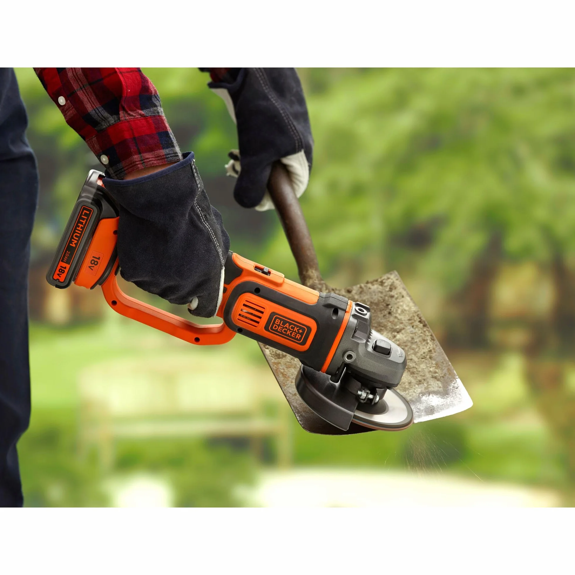 BLACK+DECKER Szlifierka Kątowa BCG720N-XJ