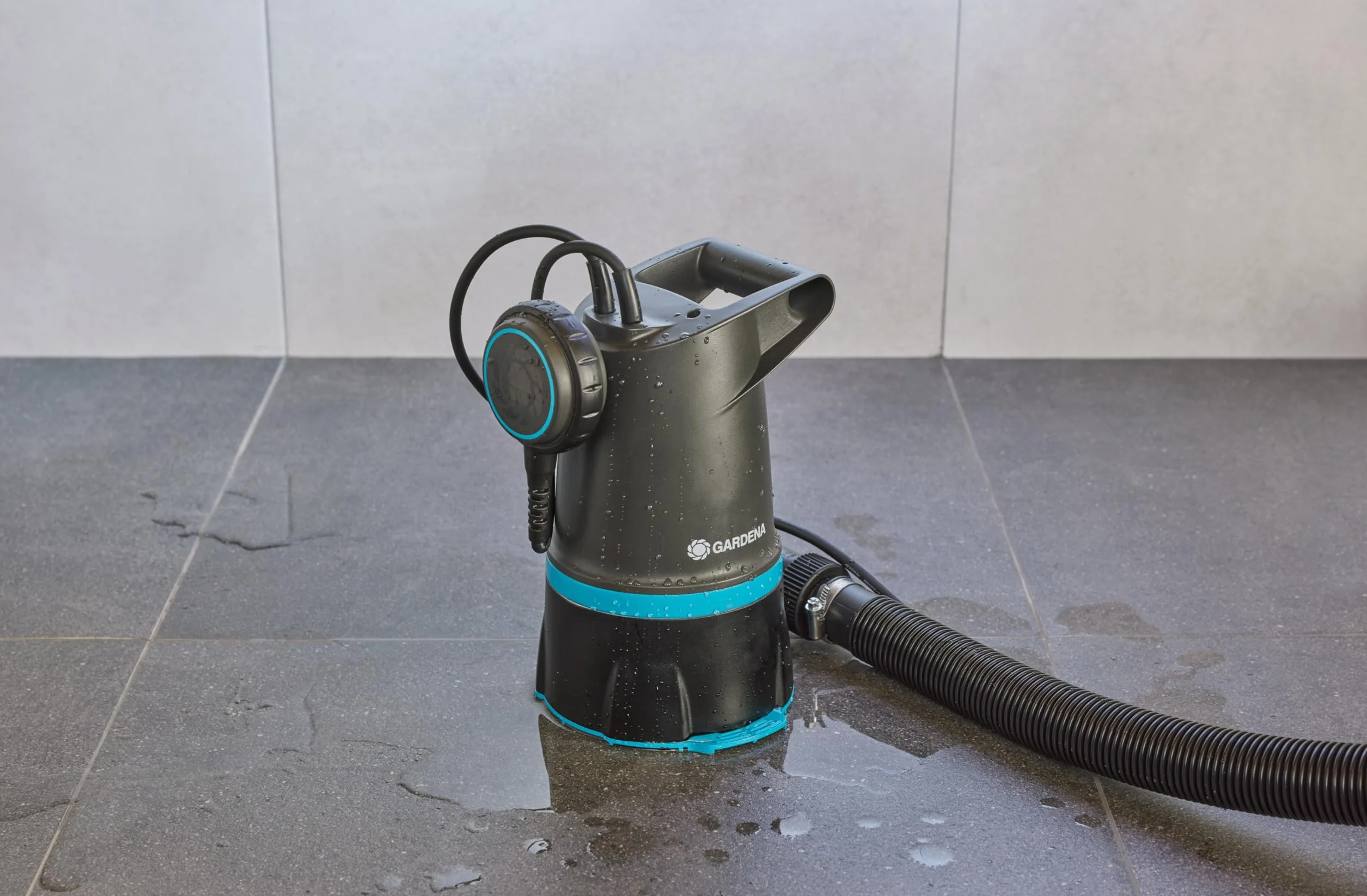 Gardena 20000 BASIC pompa głębinowa 2 w 1, 20 000 l/h, przełącznik pływakowy