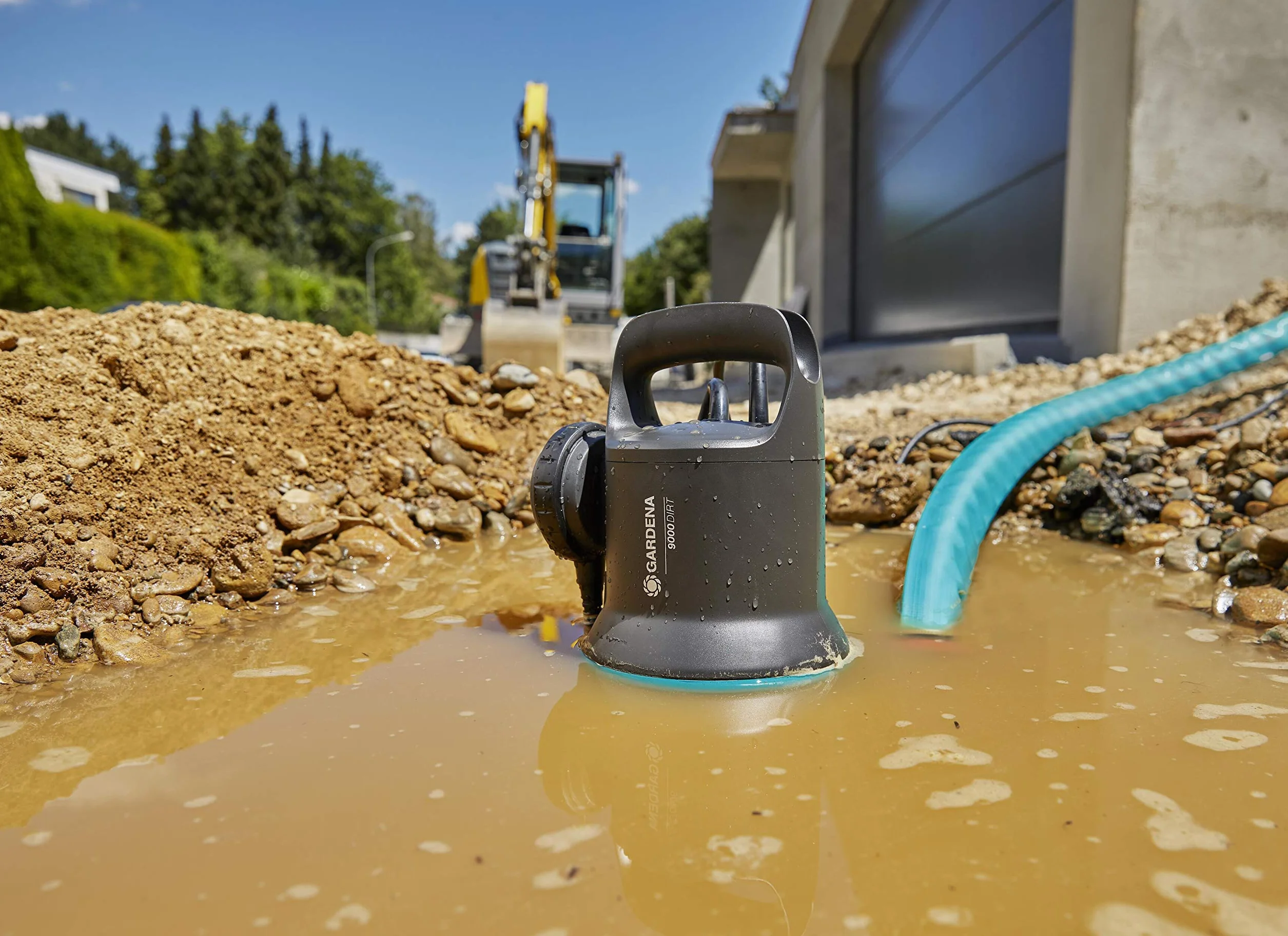 Gardena pompa zanurzeniowa 9000 l/h 300 W 25 mm cząstki brudu automatyczna wyłącznik pływakowy 9040-20