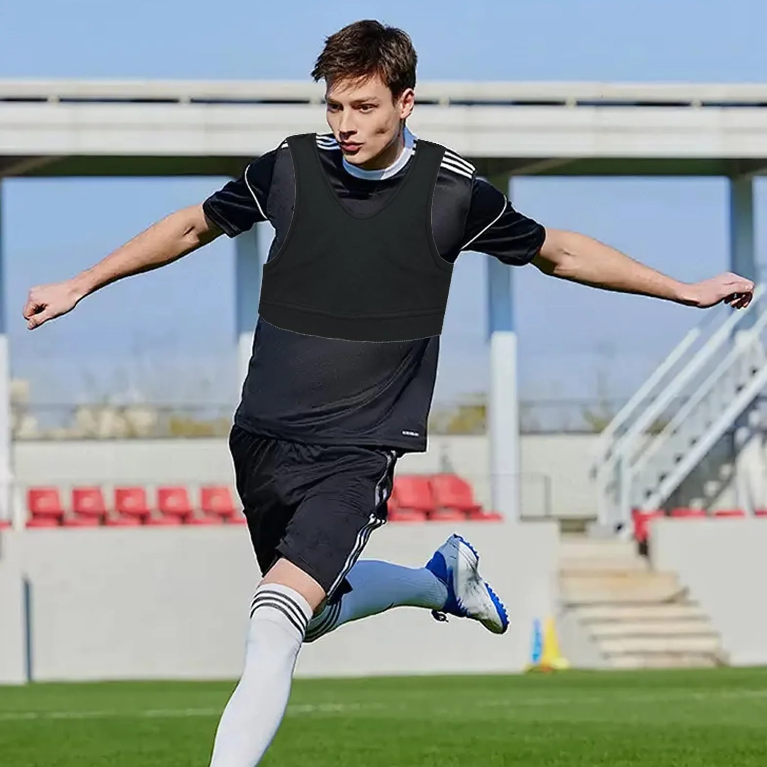 Sportowa kamizelka pi?karska, kamizelka monitoruj?ca GPS, sportowców, GPS, statystyka, monitorowanie aktywno?ci pi?karskiej, do noszenia dla graczy, podkoszulek treningowy, kamizelka treningowa