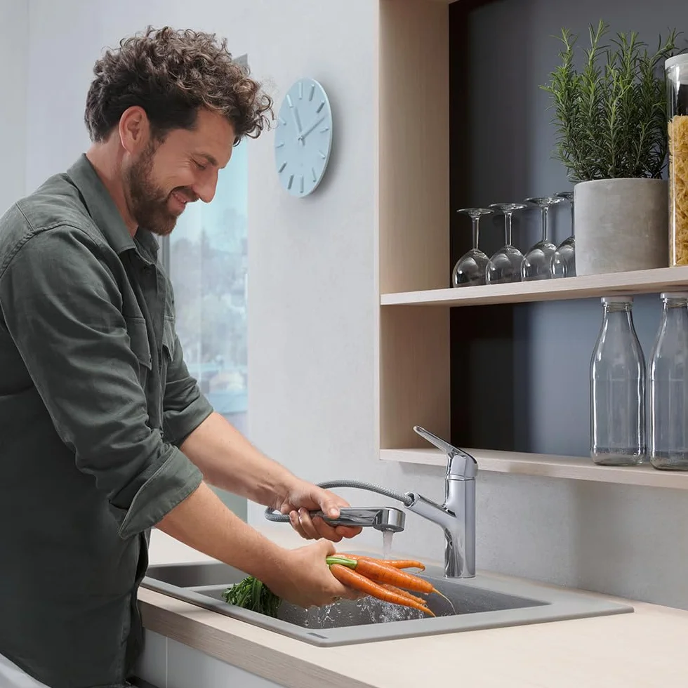 hansgrohe Focus M42 Jednouchwytowa bateria kuchenna 150 wyciągana wylewka chrom