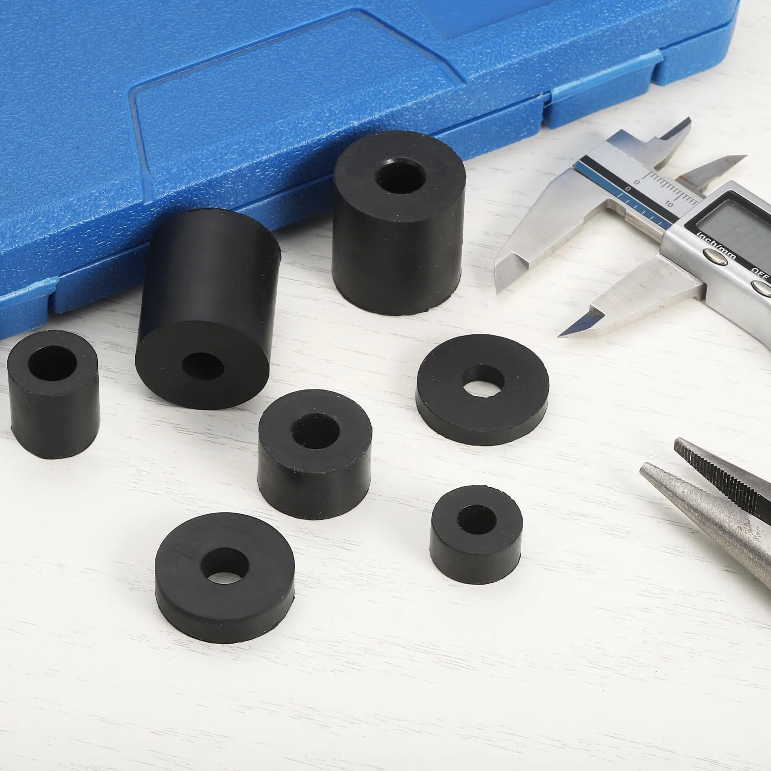 QUARKZMAN 24 szt. gumowe podkładki dystansowe 30 mm x 10 mm x 8 mm czarne okrągłe tuleje dystansowe