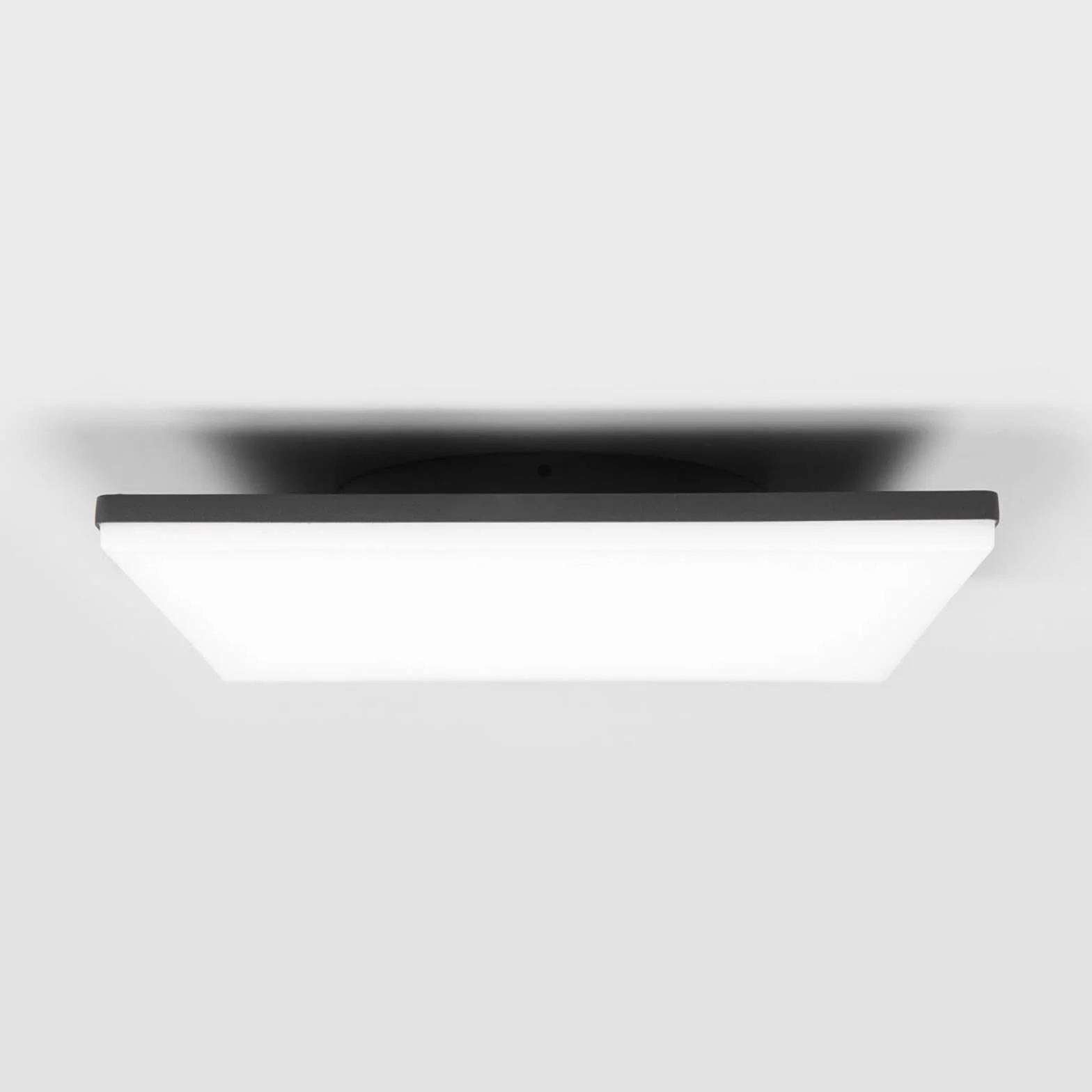 Lucande LED Henni z czujnikiem ruchu biały opal IP65