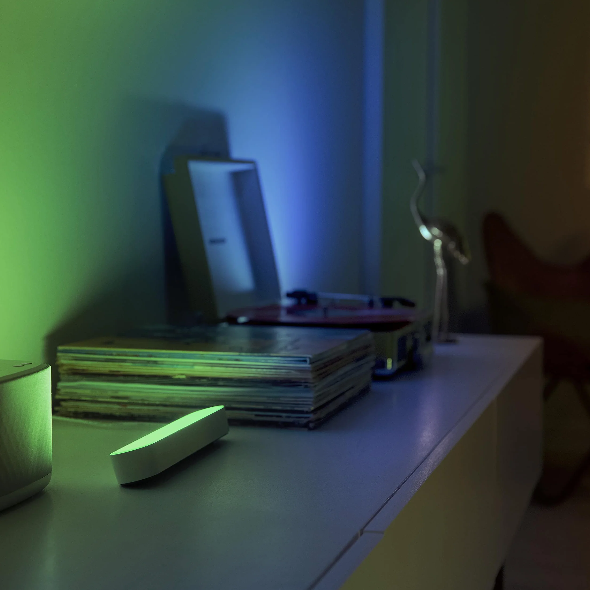 Philips Hue Play White and color ambiance Zestaw 2 podłużnych lamp, biała, 16 mln kolorów, możliwość przyciemniania, sterowanie aplikacją