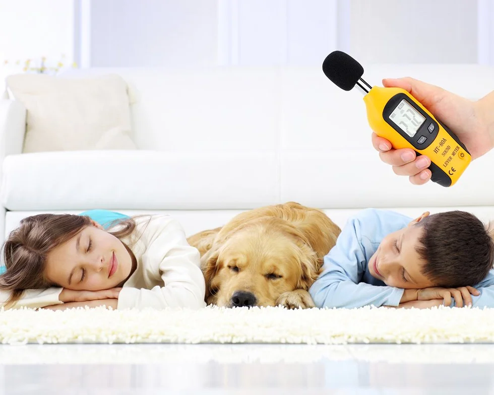 Mengshen Cyfrowy miernik poziomu dźwięku 30-130 dB z wyświetlaczem LCD, ręczny miernik szumów audio
