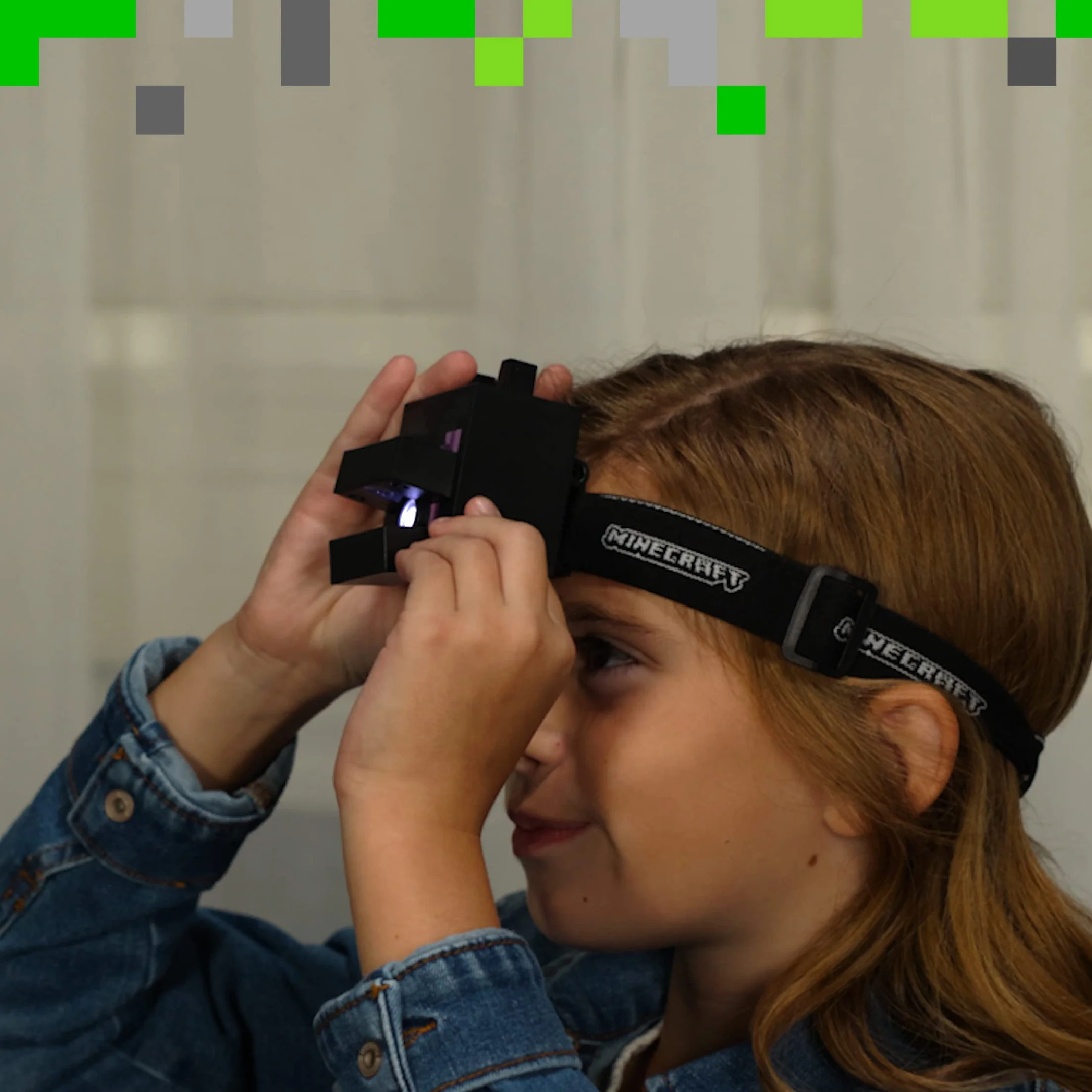 Paladone Latarka czołowa Ender Dragon Minecraft - Oficjalny produkt z dźwiękami gry, lampką do czytania i latarką czołową dla dzieci, prezent dla dzieci