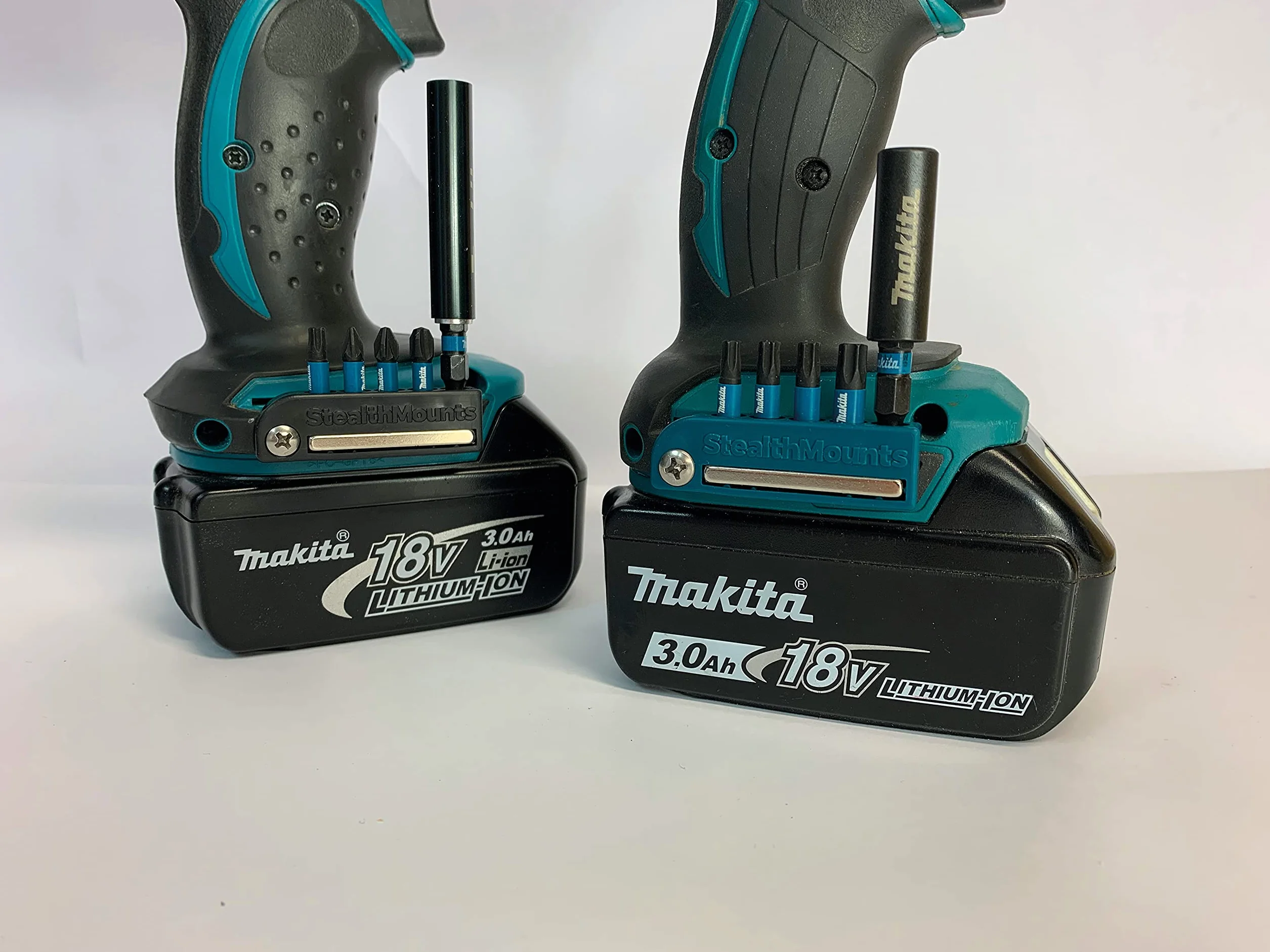 Magnetyczne uchwyty do bitów Makita LXT StealthMounts niebieskie 2 sztuki