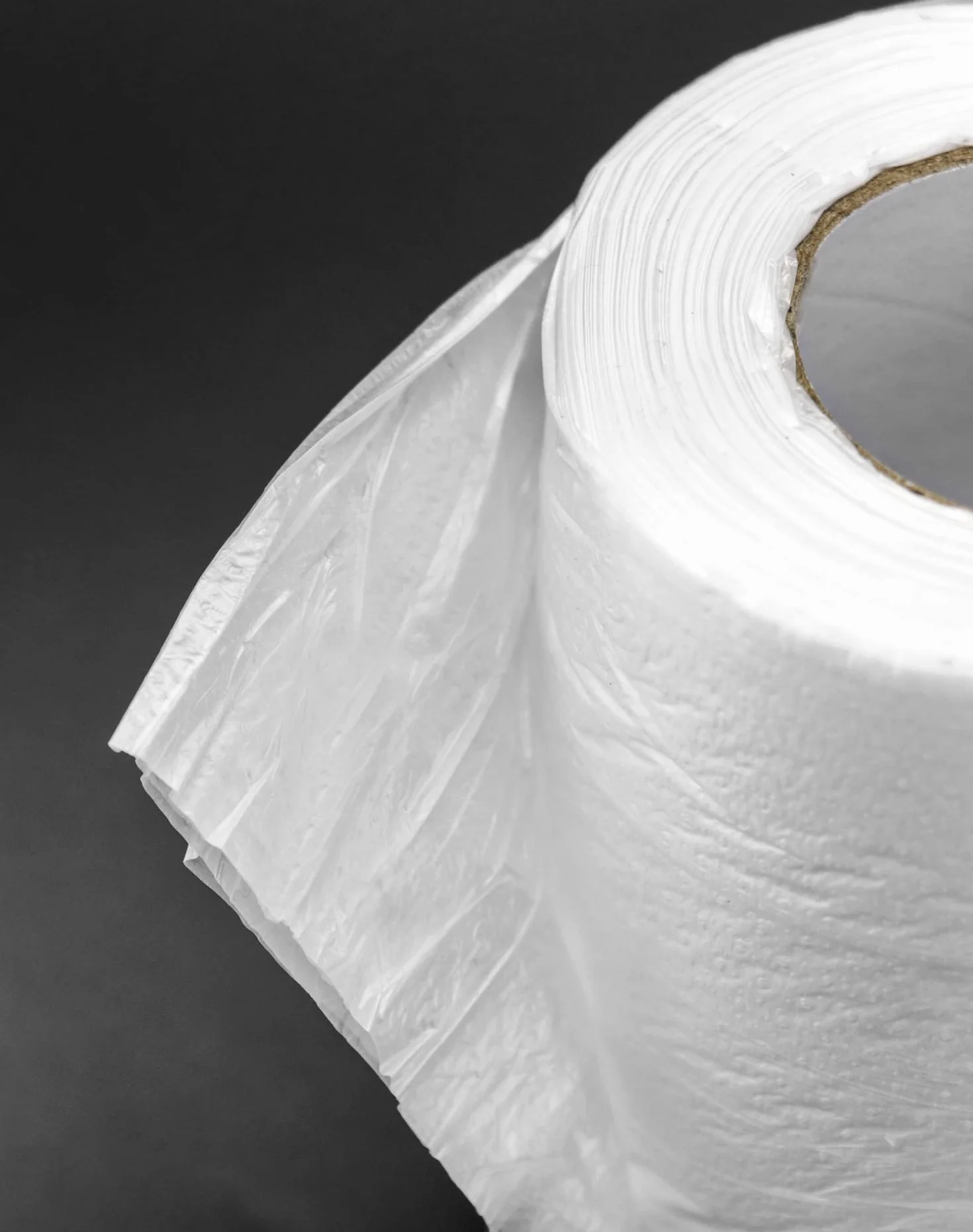 QWORK Folia maskująca z taśmą klejącą 55 cm 30 M