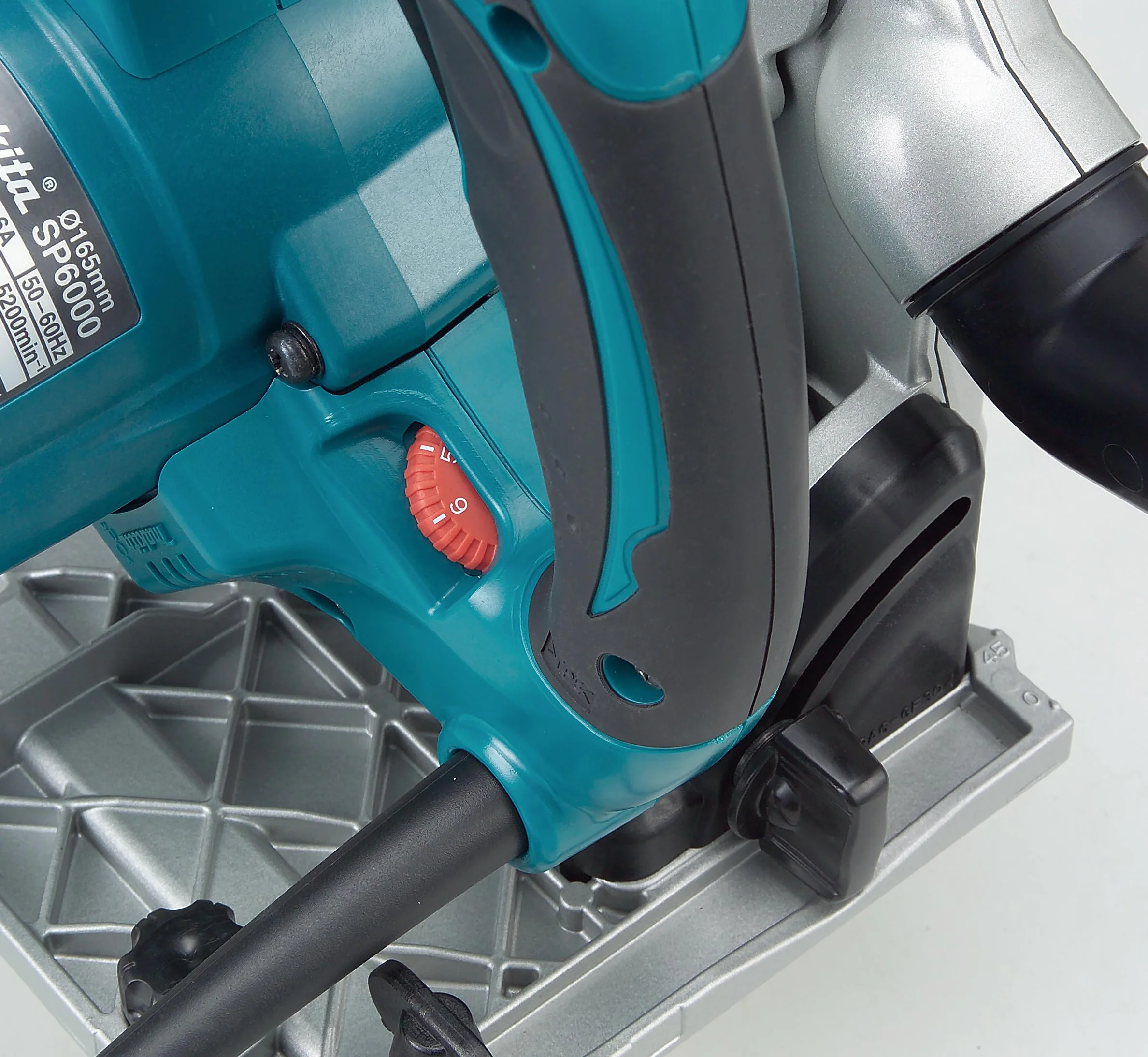 Makita Pilarka Tarczowa 165 mm