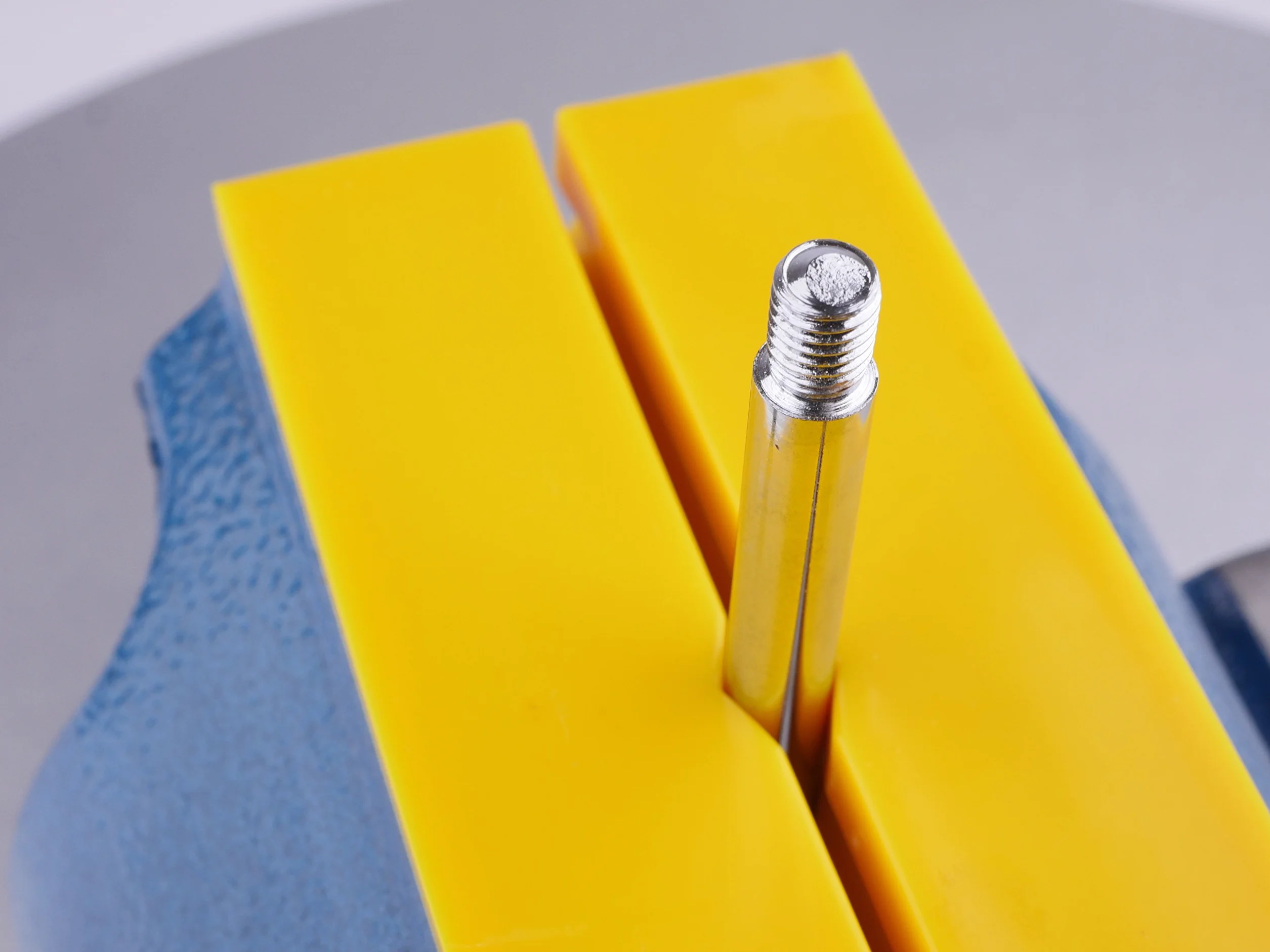 Szczęki ochronne do imadła 150 mm tworzywo sztuczne z magnesami