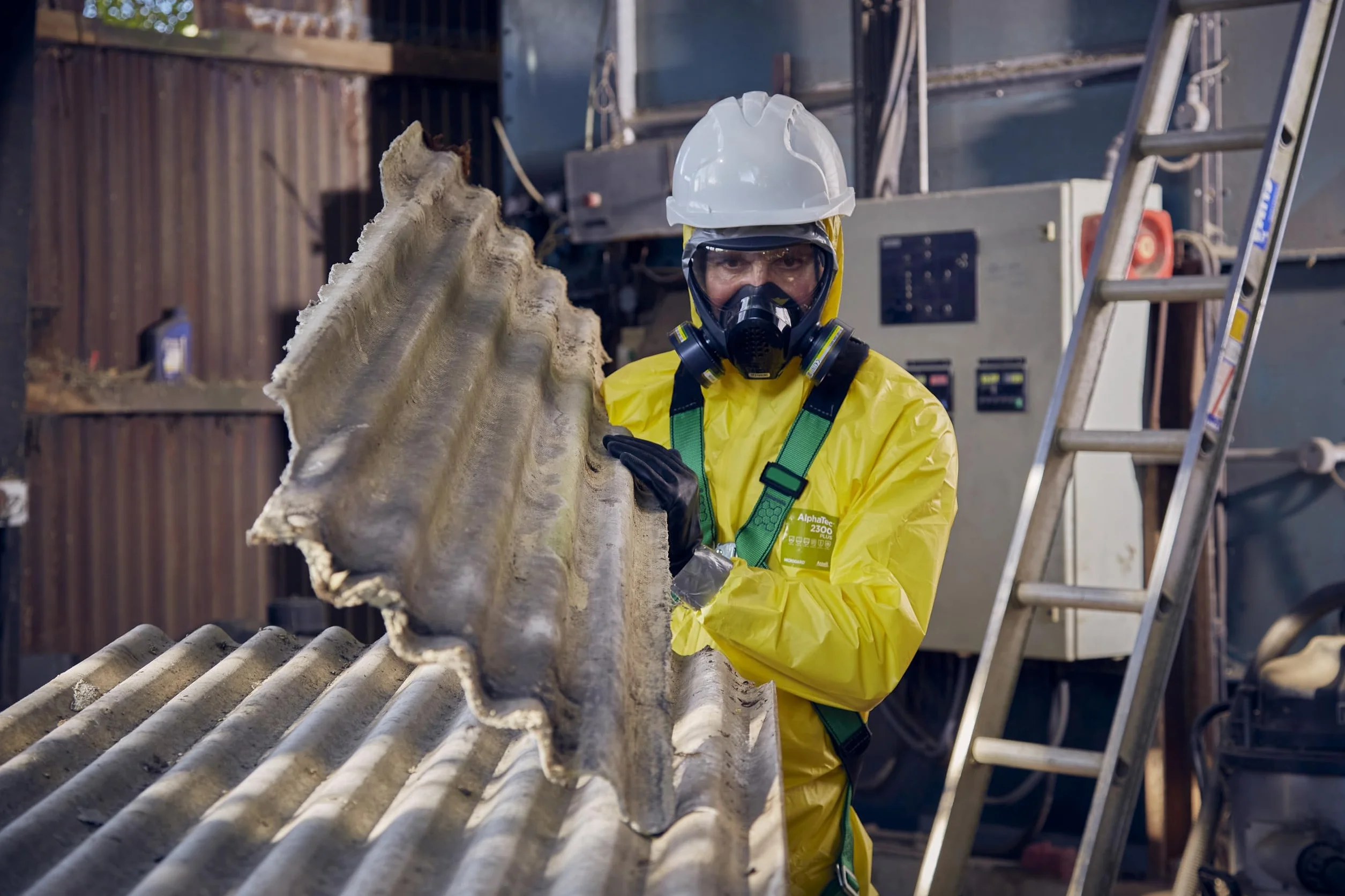 Ansell AlphaTec 2300 Model 132 Kombinezon jednorazowy Odporny na chemikalia Żółty rozmiar 2XL