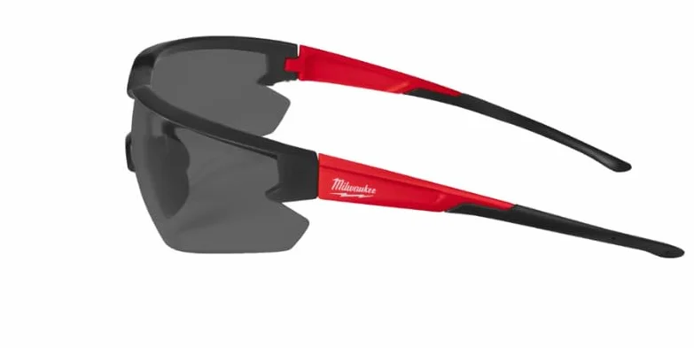 Milwauk Milwaukee High Performance przyciemniane okulary ochronne, ze zdejmowaną nakładką piankową, szary dymny 4932471882 czerwone 0, 0