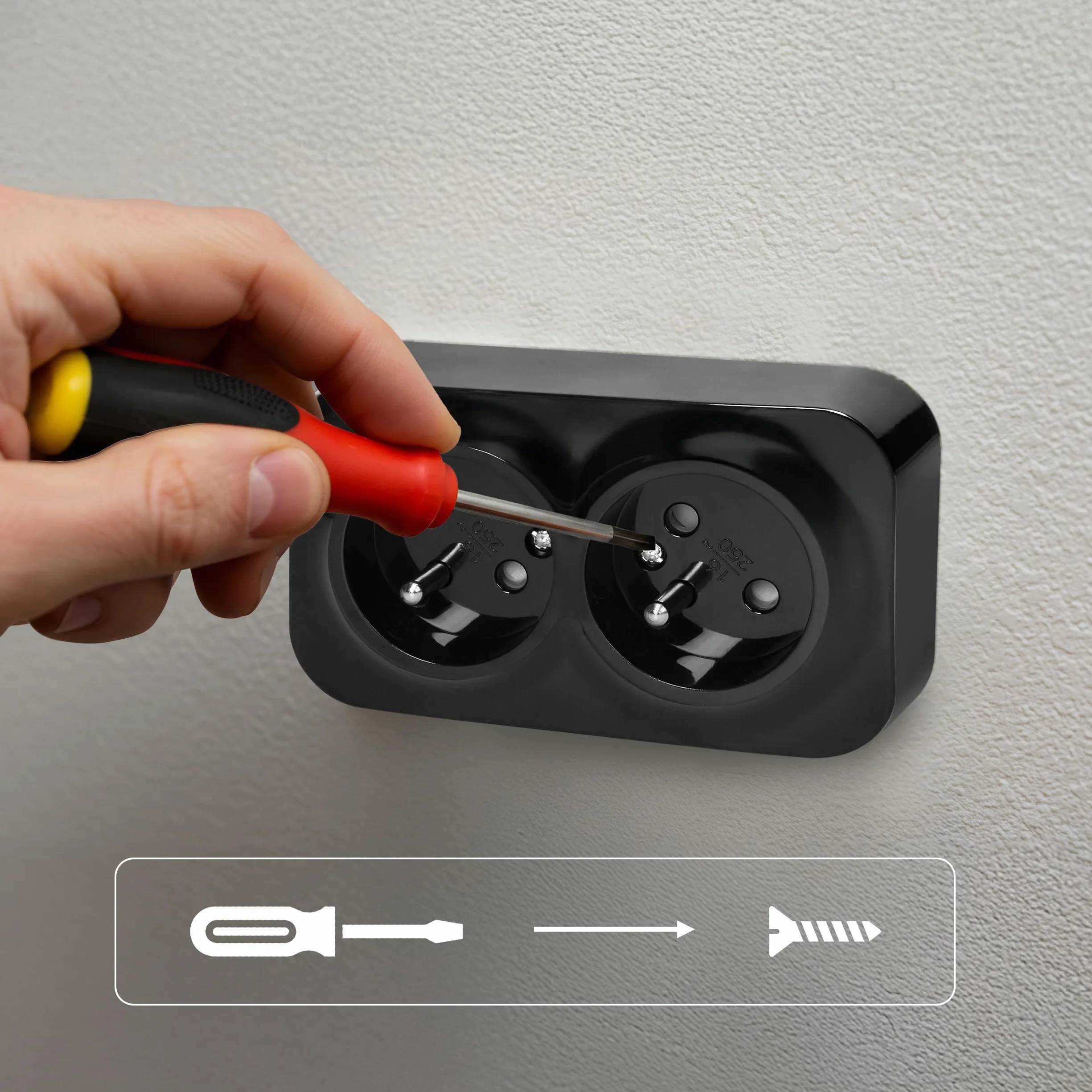 Gniazdo Elektryczne 2P+Z Podwójne Gniazdo Natykowe do Bezpiecznego i Niezawodnego Użytkowania Kolor Czarny 16A/230VAC /IP20 (gniazdo podwójne)