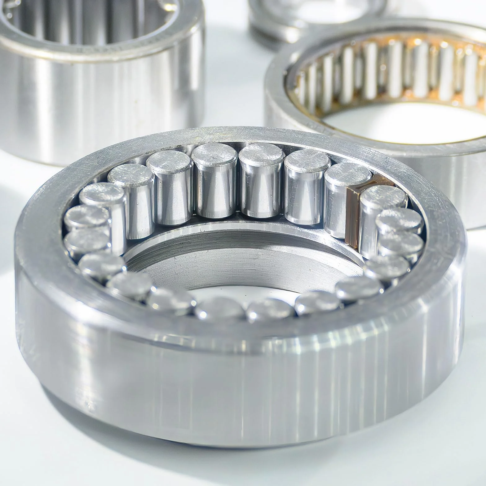 QUARKZMAN 100 sztuk kołków rozporowych 2 mm x 8 mm stal łożyskowa cylindryczne kołki do regałów metalowe elementy mocujące